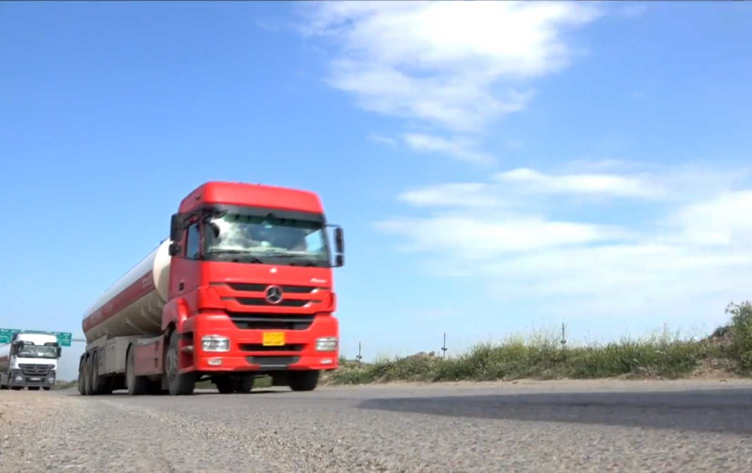 نەوتی بەسرە لە کەرکووکەوە دەچێتە تورکیا؛ رۆژانە 450 تانکەر هەناردە دەکرێن