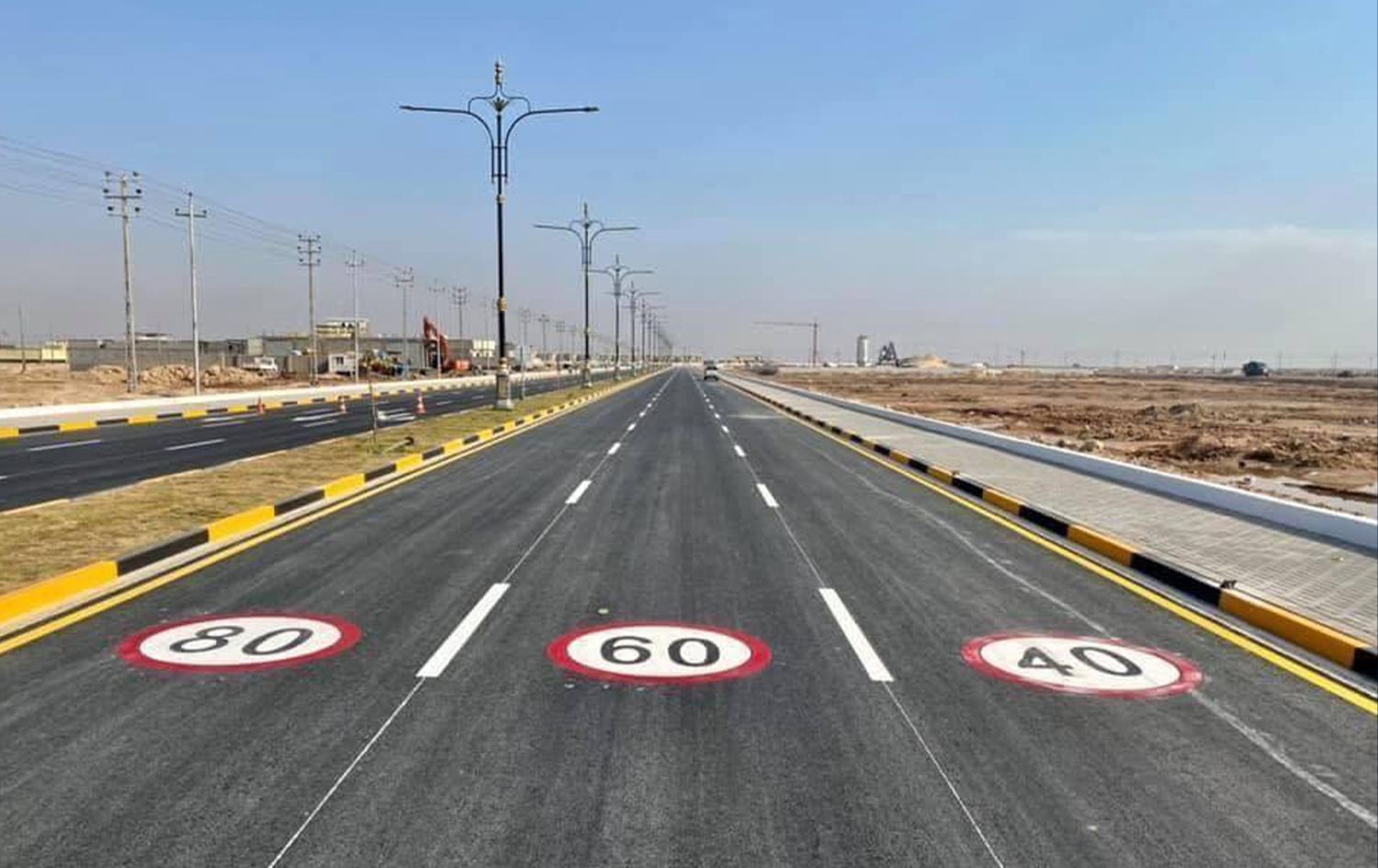 أحد شوارع البصرة