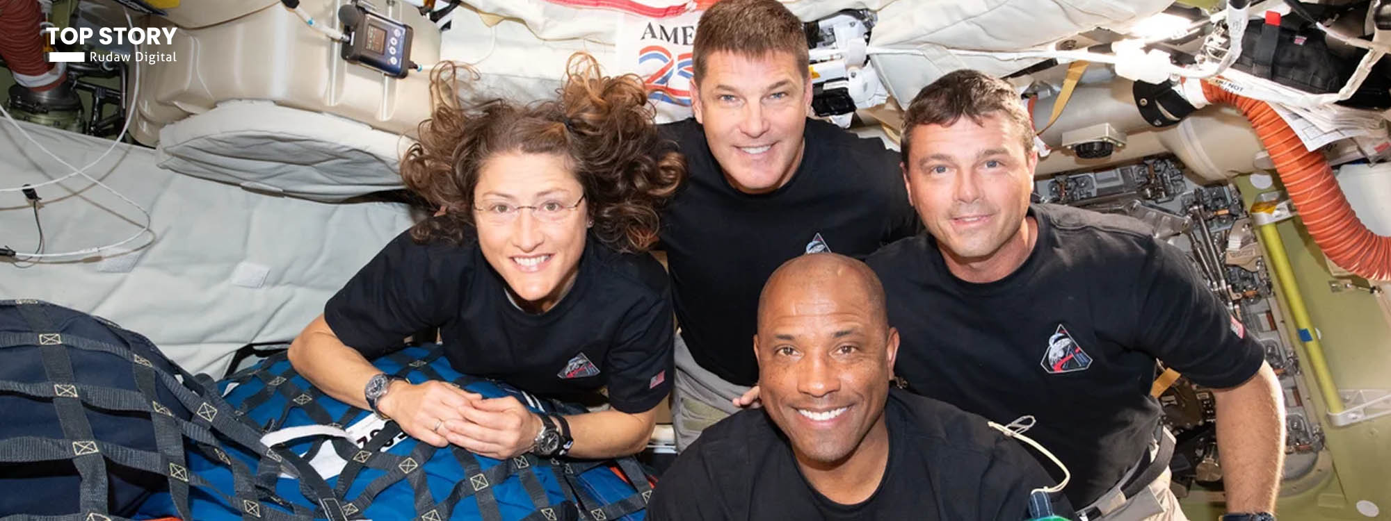 دوای نیو سەدە گەشتی خولگەی مانگ کرایەوە؛ ئاسمانگەڕەکانی ئارتێمیس 2 بە سەلامەتی گەیشتنەوە سەر زەوی