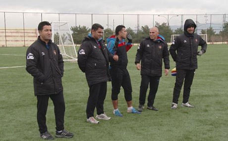 سەمیر بابۆ دژی یانەکەی پێشووی دەوەستێتەوە