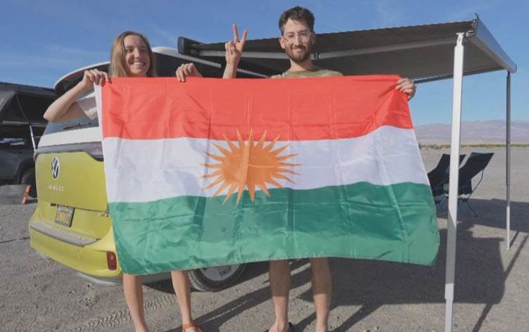 الزوجان زَرڤان وتايلور 