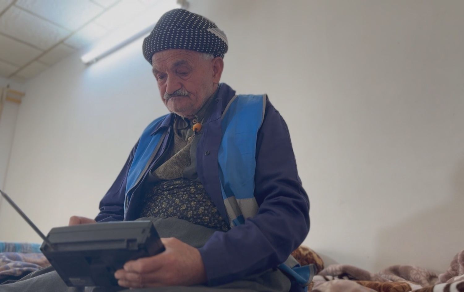 پیرەمێردێک لە سلێمانی 6 مانگە چاوەڕێی سۆراخی کوڕەکەیەتی: گەر ماویت، تکایە قسەم لەگەڵ بکە!