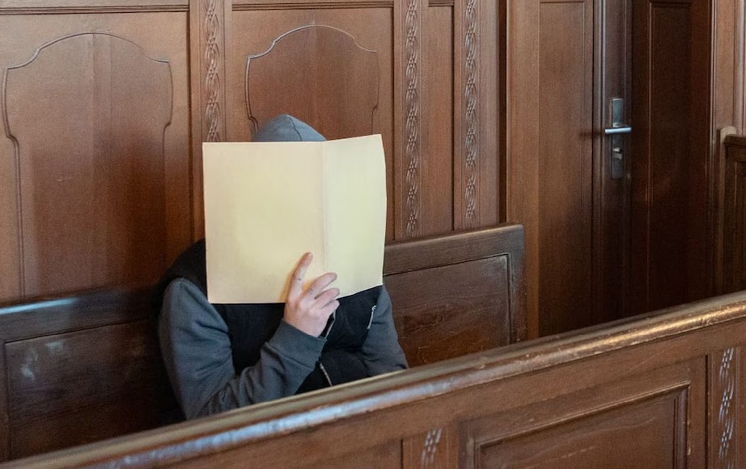 لە بەرلین گەنجێکی سووری بە تۆمەتی پلاندانان بۆ هێرشی "تیرۆریستی" دادگایی دەکرێت