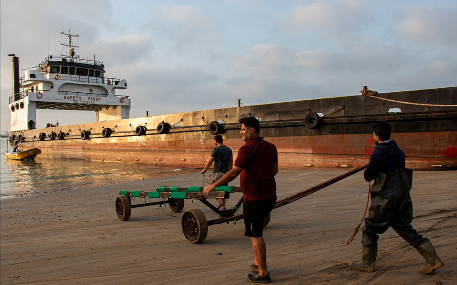 أميركا: صناعة النفط الإيرانية تتجه نحو الانهيار وسنشدد العقوبات 