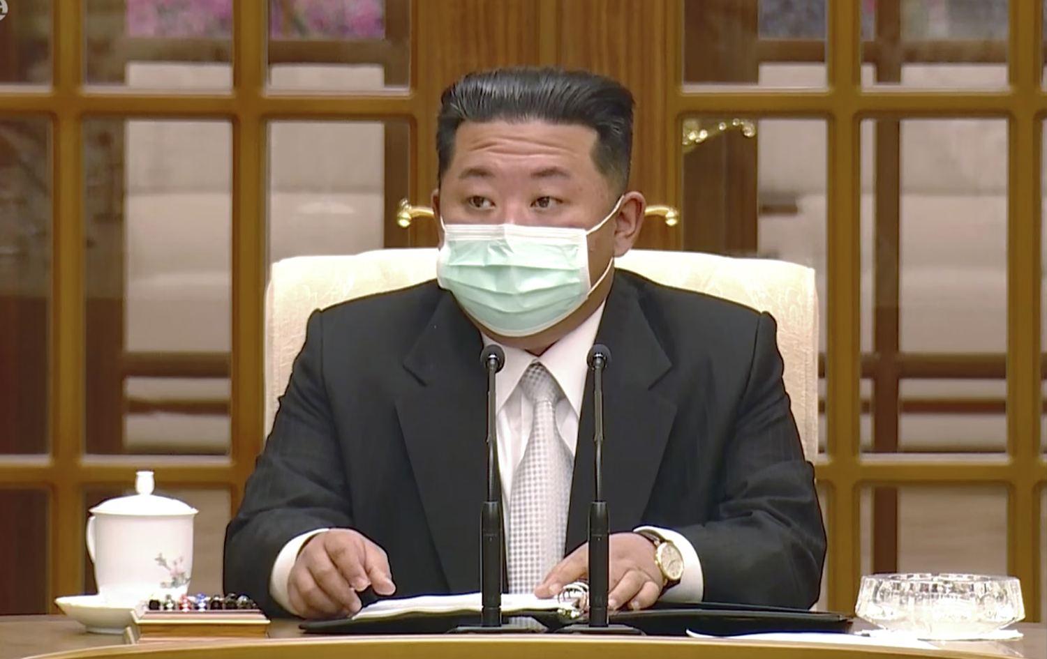 کیم جۆنگ  ئوون، سەرۆکی کۆریای باکوور. 