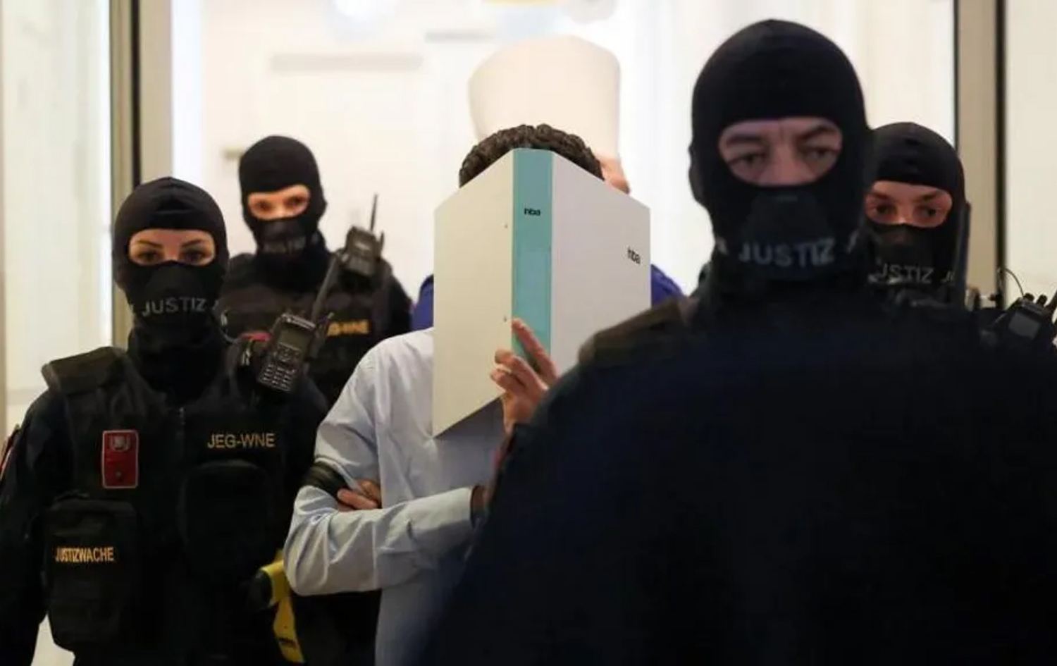 لە نەمسا دوو 'داعش' دادگایی دەکرێن؛ یەکێکیان ویستوویەتی هێرش بکاتە سەر کۆنسێرتی تایلەر سویفت