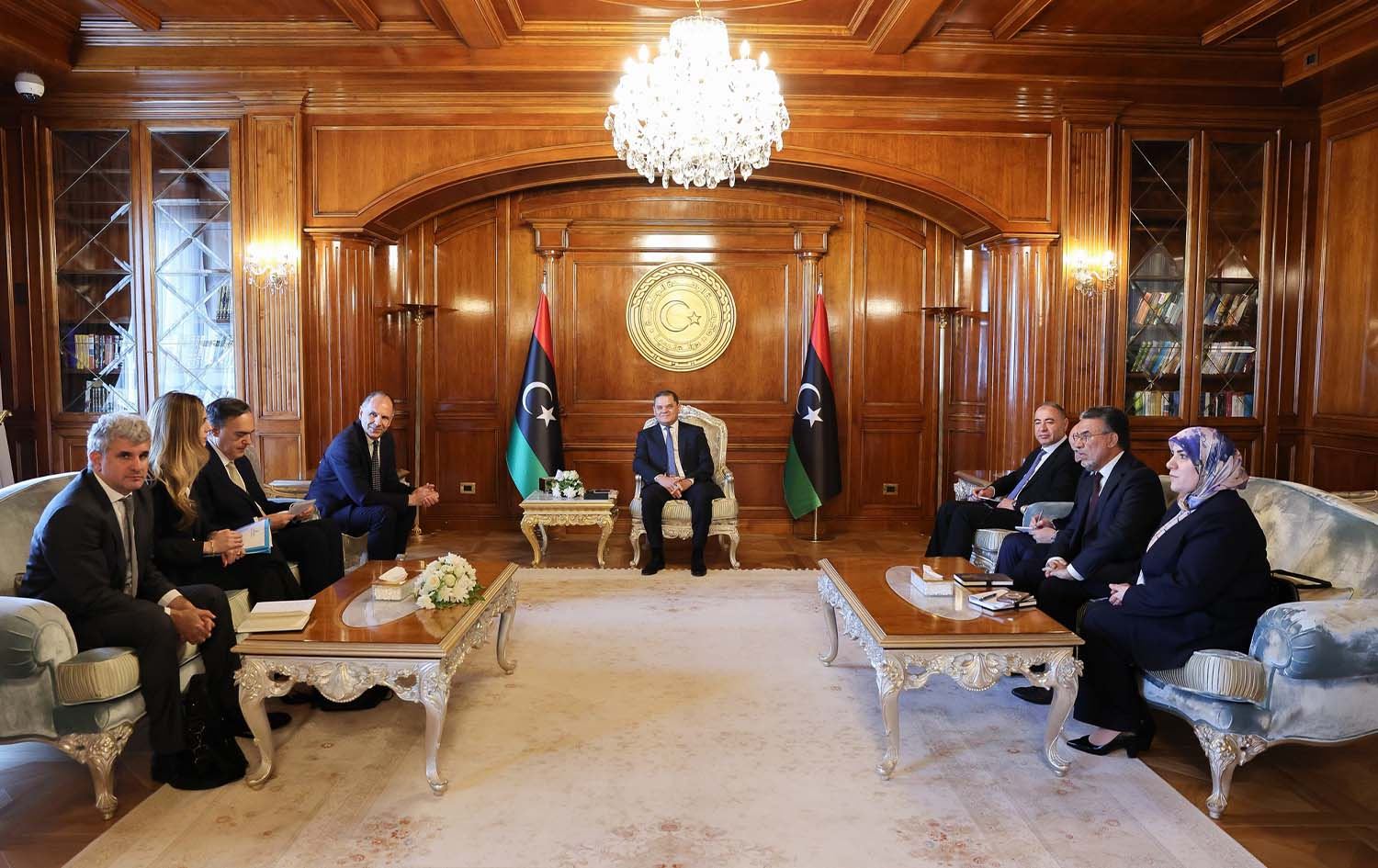 دیمەنێکی کۆبوونەوەکە