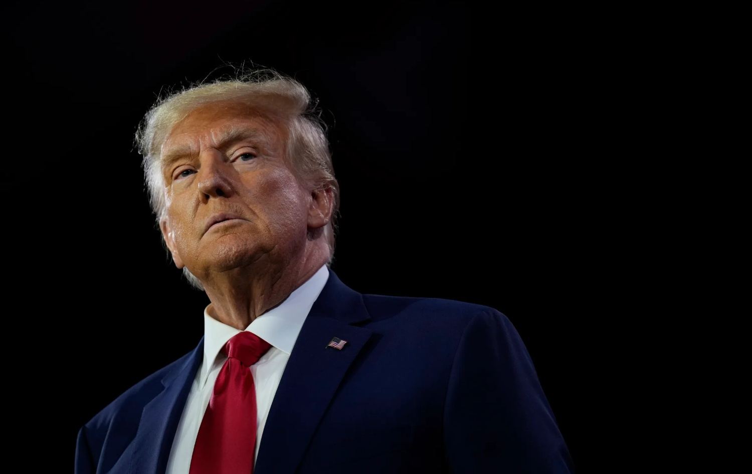 ترەمپ: کشانەوەی ئیمارات لە ئۆپێک بڕیارێکی نایابە