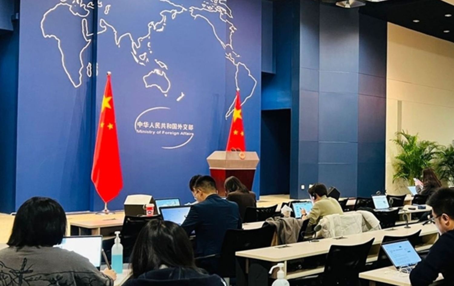 وەزارەتی دەرەوەی چین بۆ رووداو: پەیوەندییە سەربازییەکانمان لەگەڵ عێراق دۆستانەن