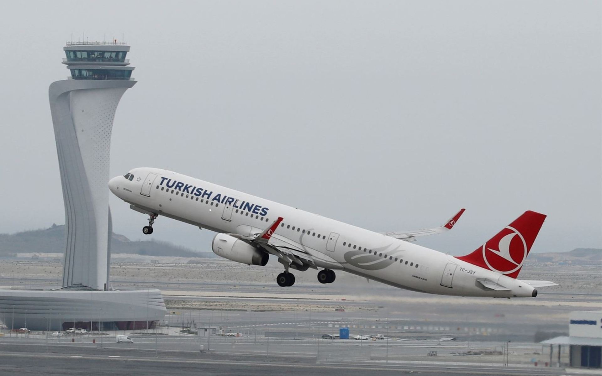 طائرة تابعة لشركة الخطوط الجوية التركية