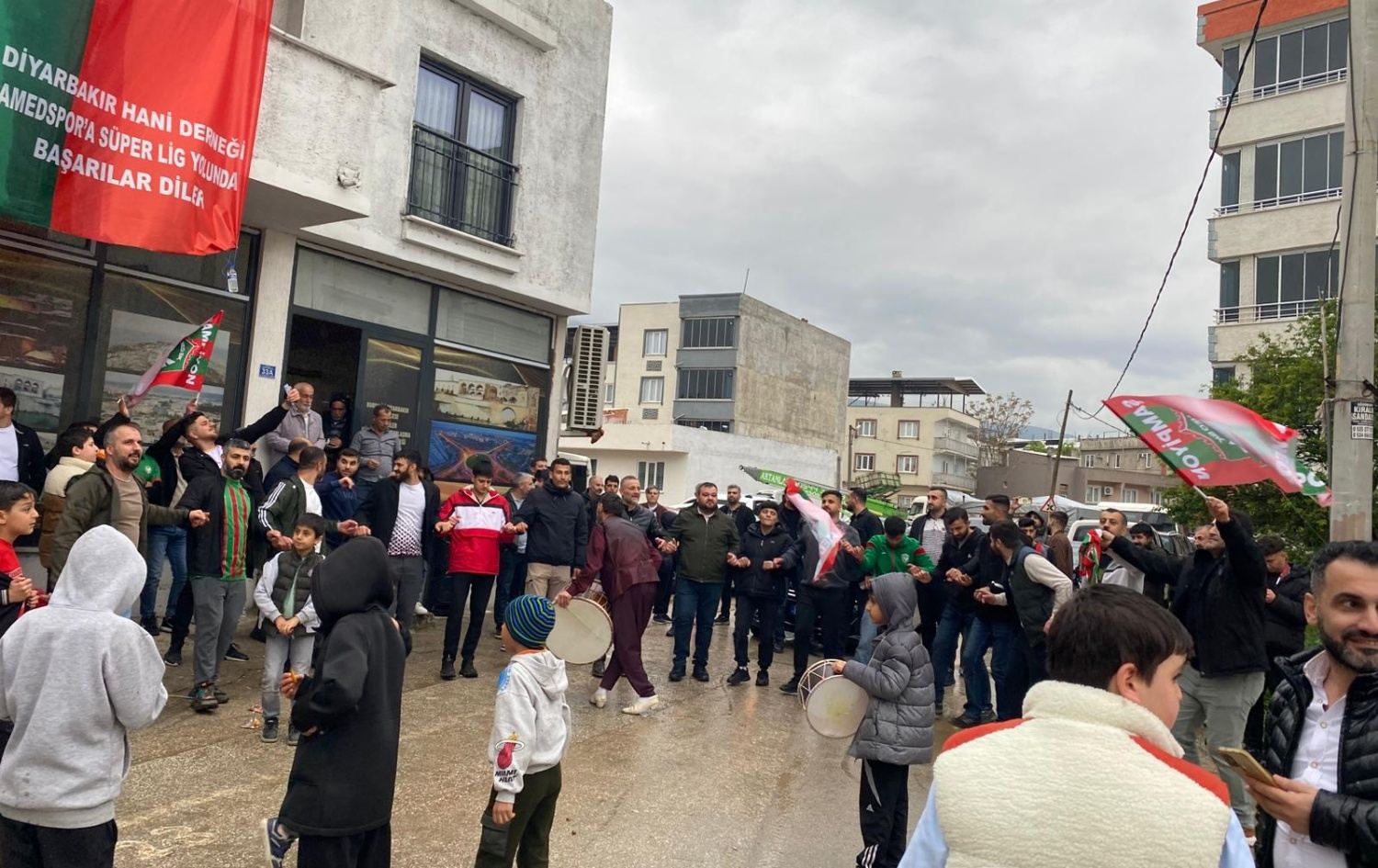 Bursa’da Amedspor coşkusu yaşanıyor. /Foto: Rûdaw