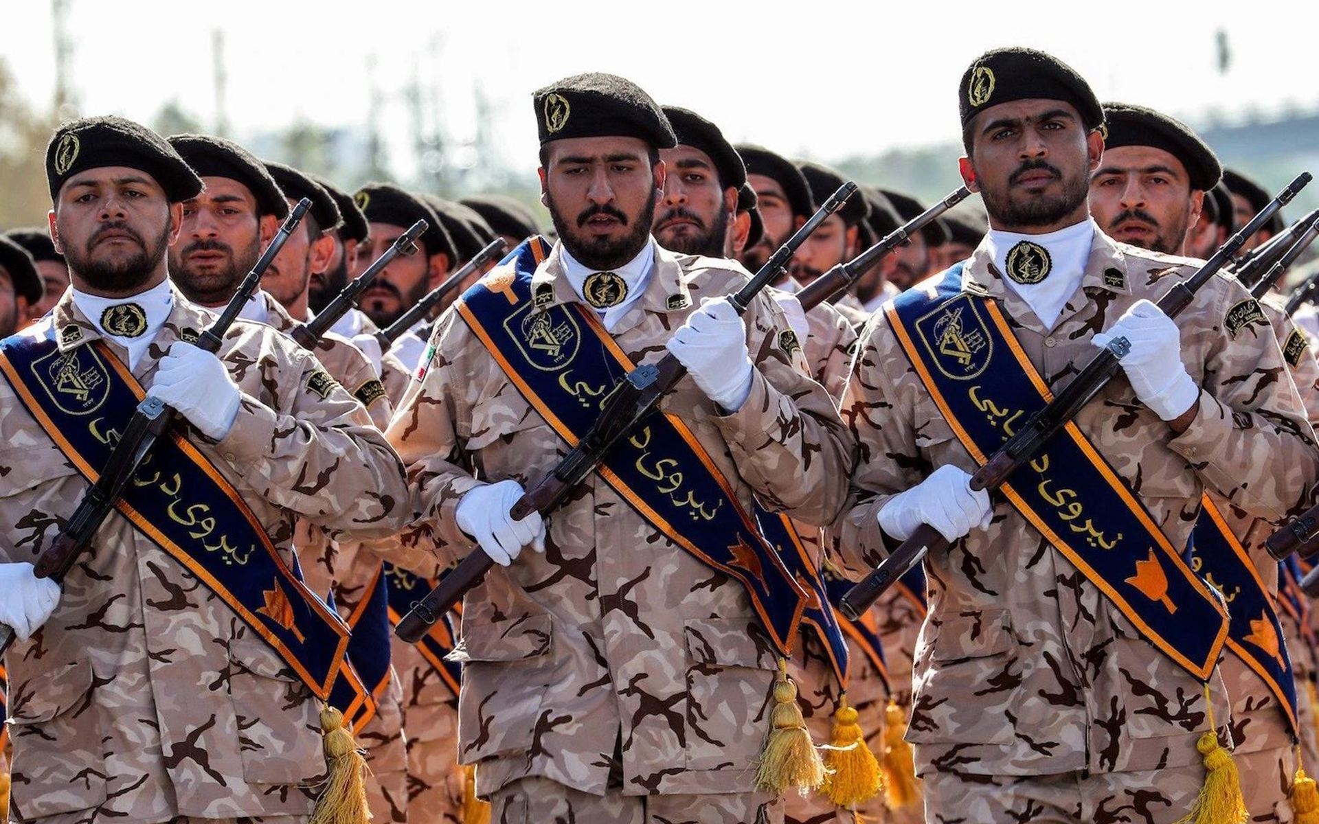 الحرس الثوري: واشنطن بين خيارين فقط