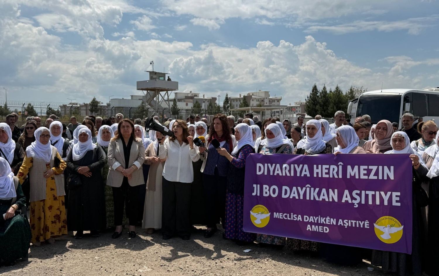 Barış Anneleri Diyarbakır'da eylem yaptı. / Foto: Sosyal medya