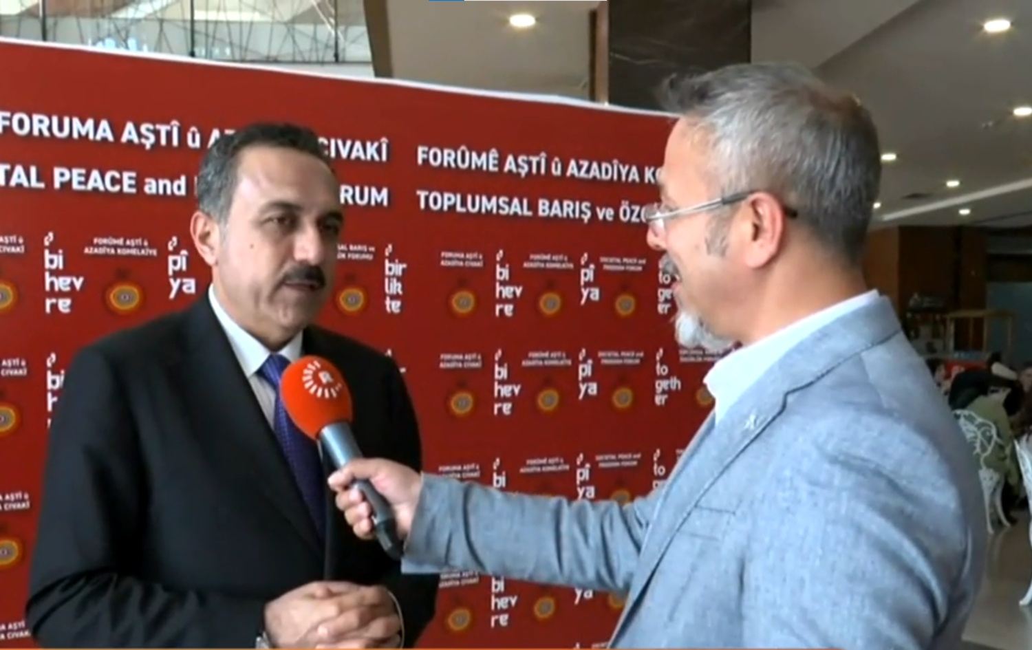 Umêd Xoşnaw pirsên Maşallah Dekak bersivandin 