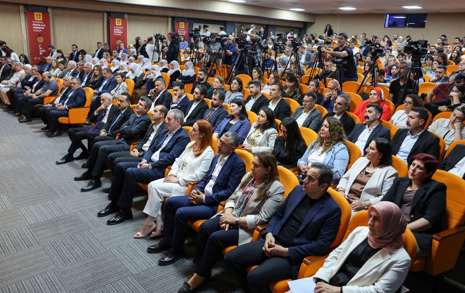 Beşdarên Forumê / Wêne: Şaredariya Amedê