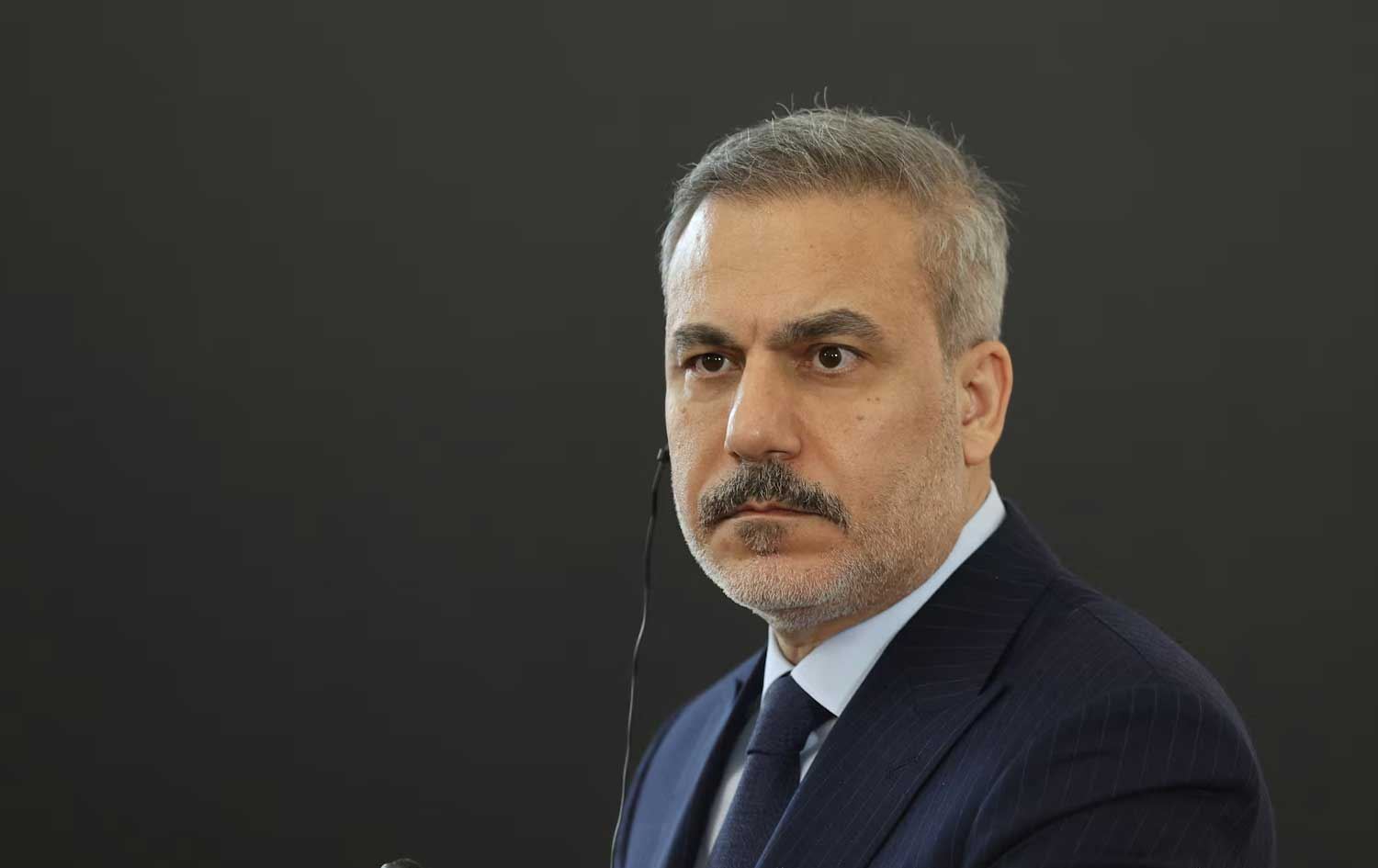 هاکان فیدان: ئەمریکا و ئێران ویستی پێویستیان بۆ کۆتاییهێنان بە جەنگ هەیە