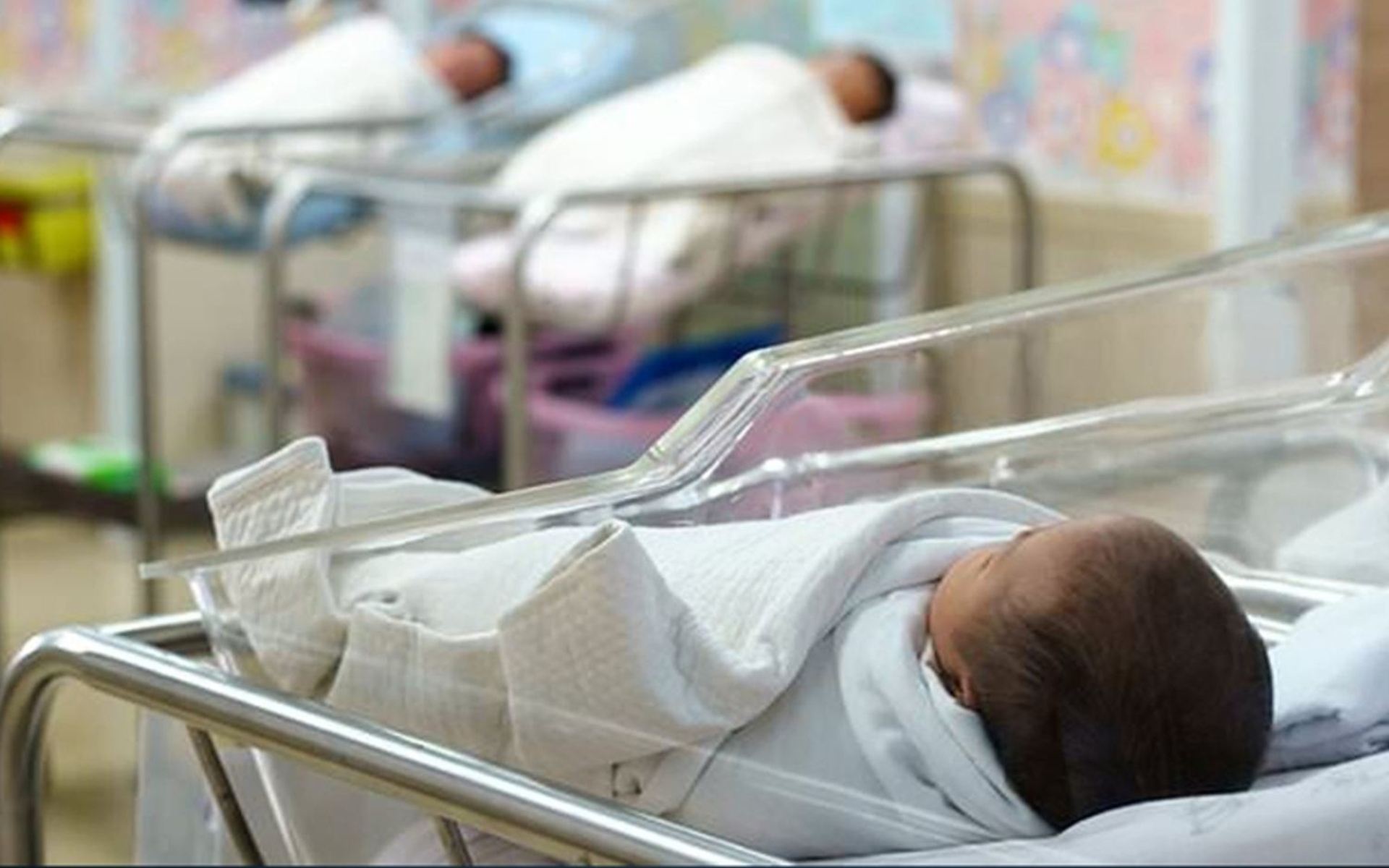 İran yaşlanıyor: Doğum oranları yüzde 7 geriledi