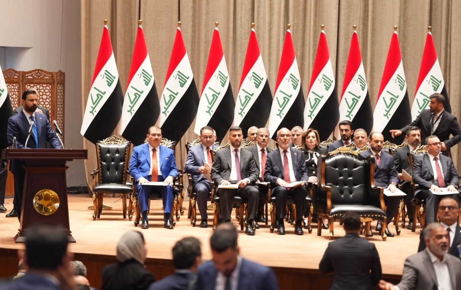 الوزراء الذين نالوا الثقة اليوم في مجلس النواب العراقي 