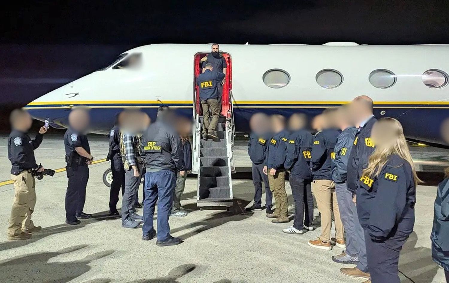 ساتی گەیشتنی محەممەد باقر سەعد داود سەعدی بۆ نیویۆرک وێنە: FBI