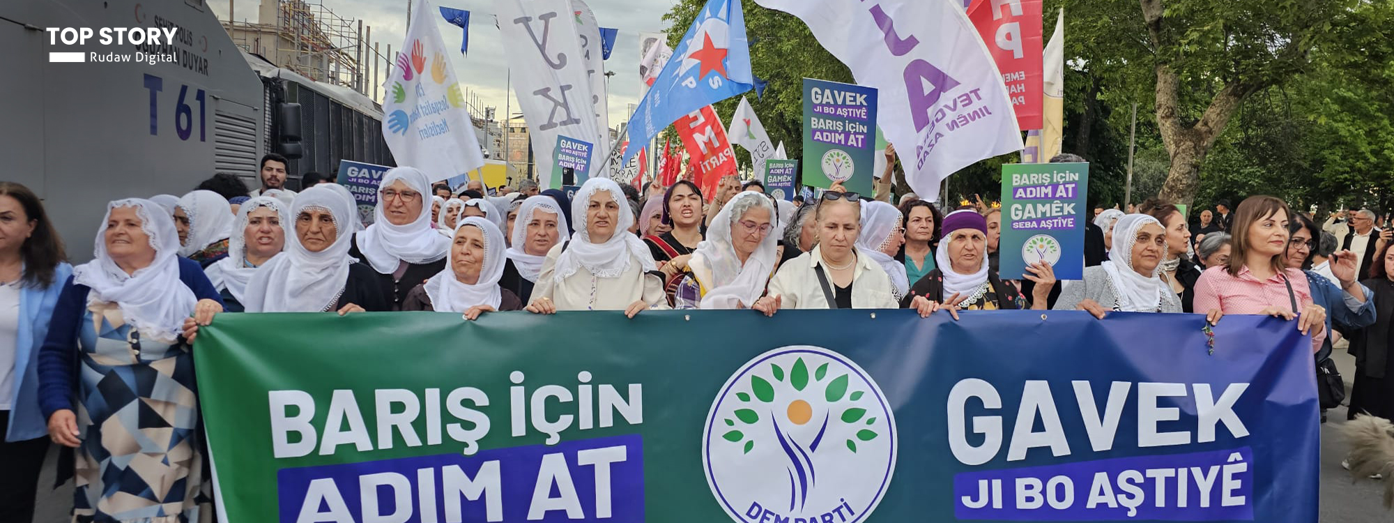 Xwenîşandana li Stenbolê / Wêne û Vîdeo: Rûdaw