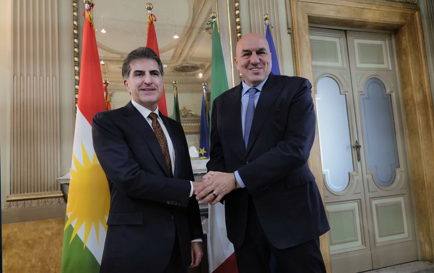نيجيرفان بارزاني، رئيس إقليم كوردستان، وغويدو كروسيتو، وزير الدفاع الإيطالي في روما