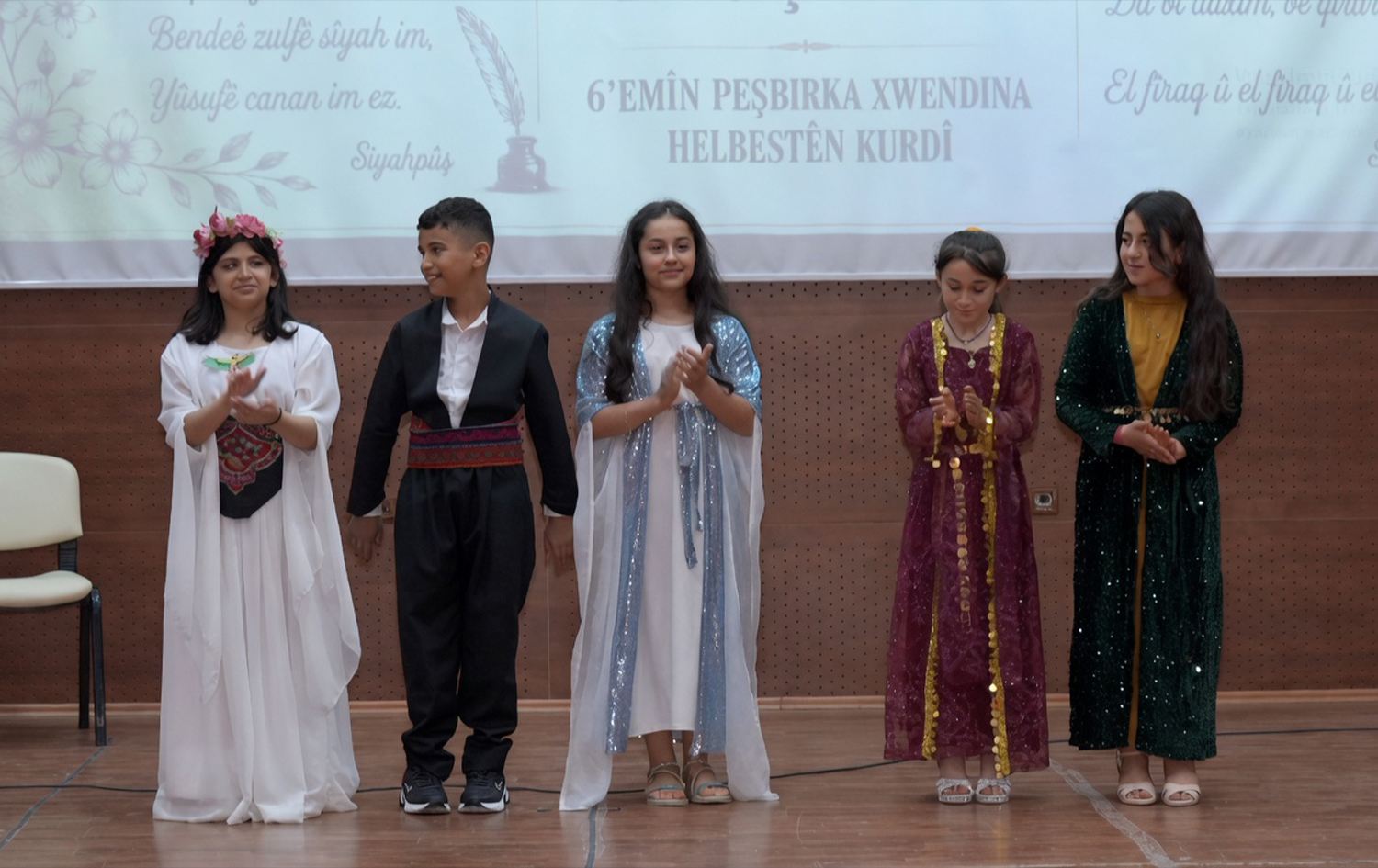 Zarokên ku di pêşbirka helbestan de bi ser ketine / Wêne: Rûdaw