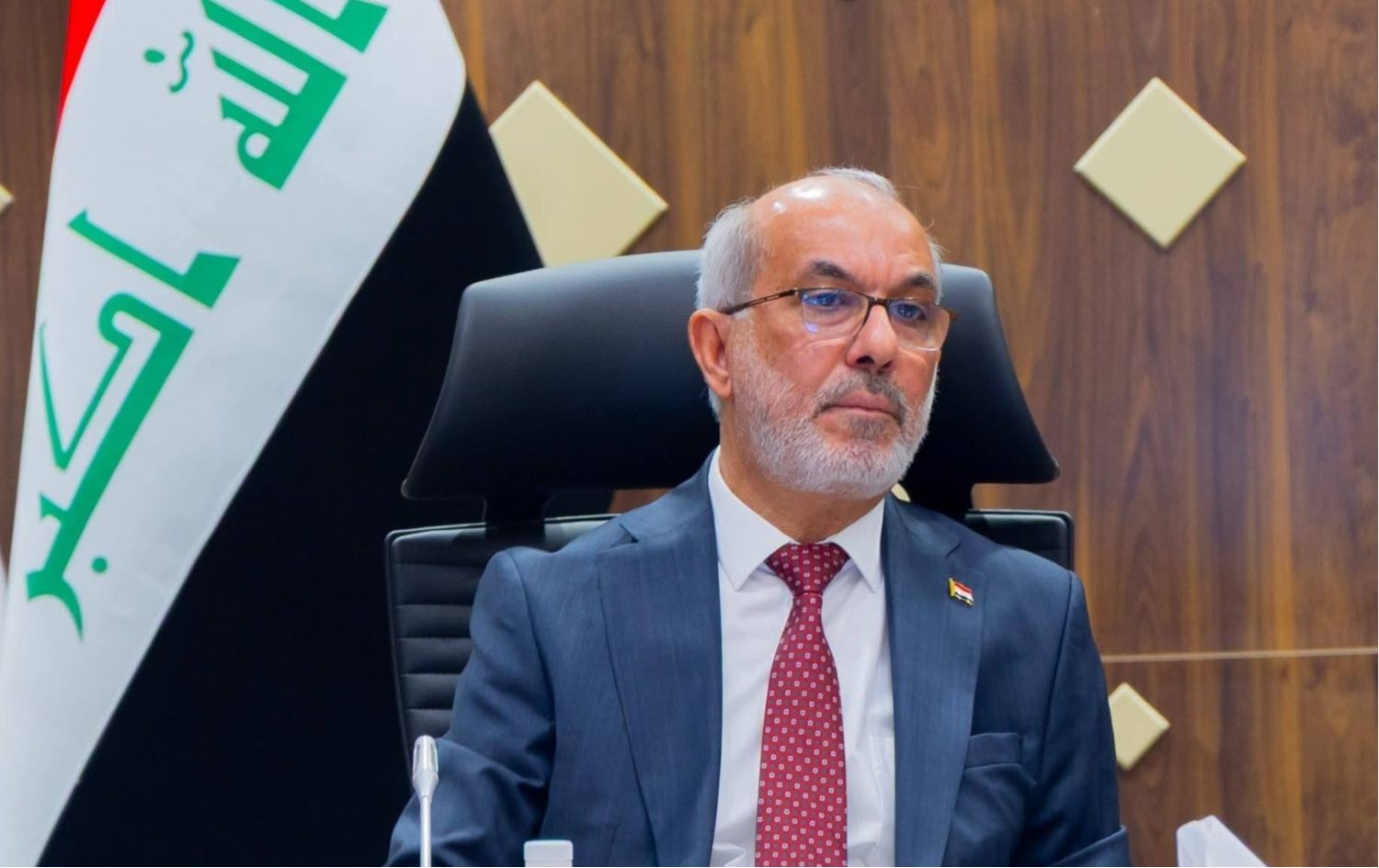 وزير النفط العراقي باسم محمد خضير