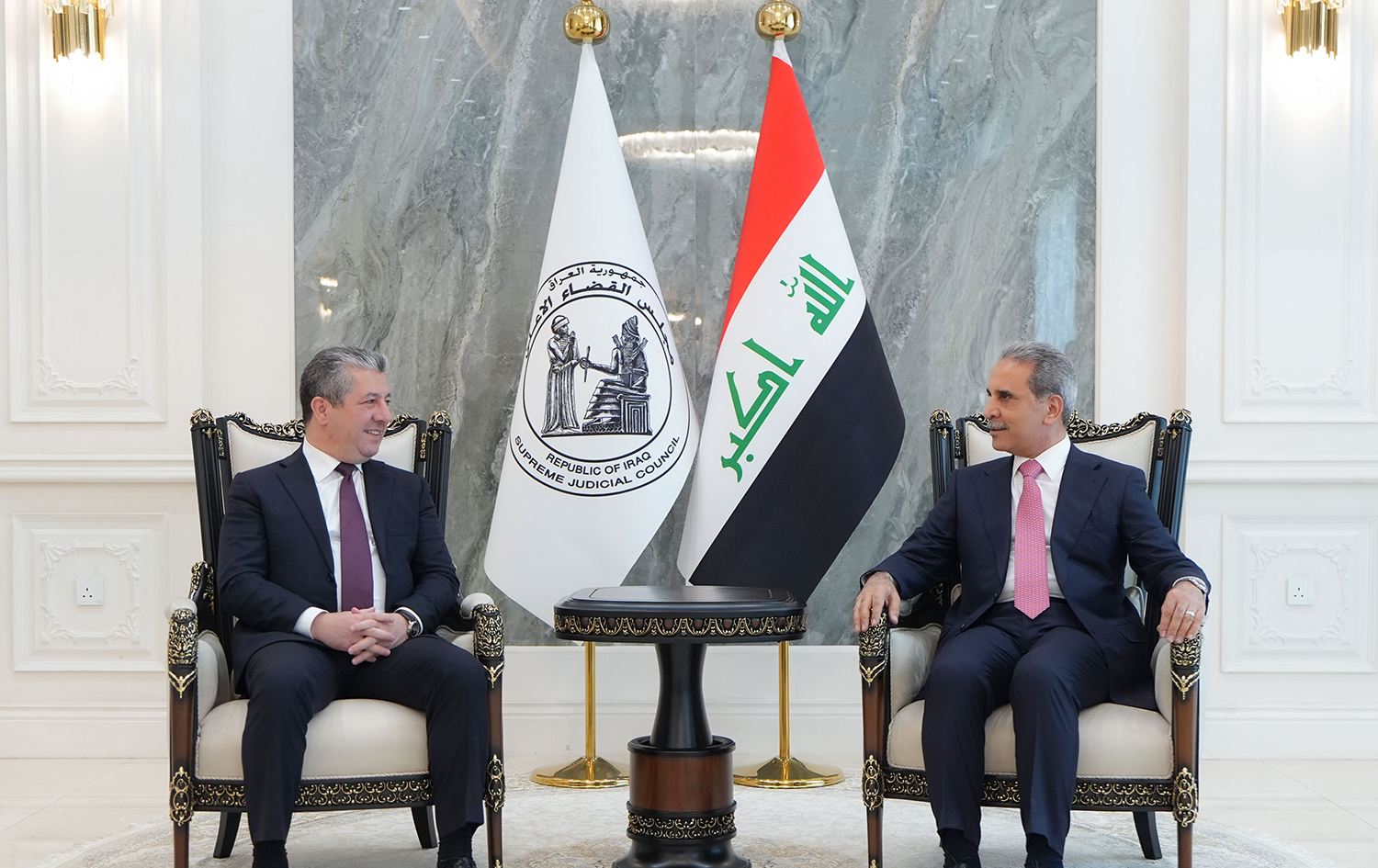 مسرور بارزاني، رئيس حكومة إقليم كوردستان، وفائق زيدان، رئيس مجلس القضاء الأعلى العراقي