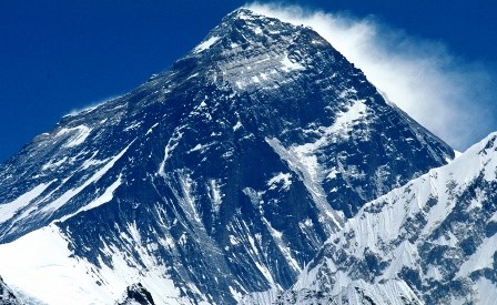 دوو ئەمریکایی بەسەر سەخترین شاخی جیهاندا سەرکەوتن