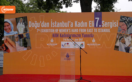 Pêşangeha berhemên destî yên jinên kurd li Stenbolê