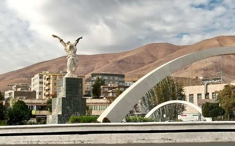 İRAN- Kürt dilinde bir ilk